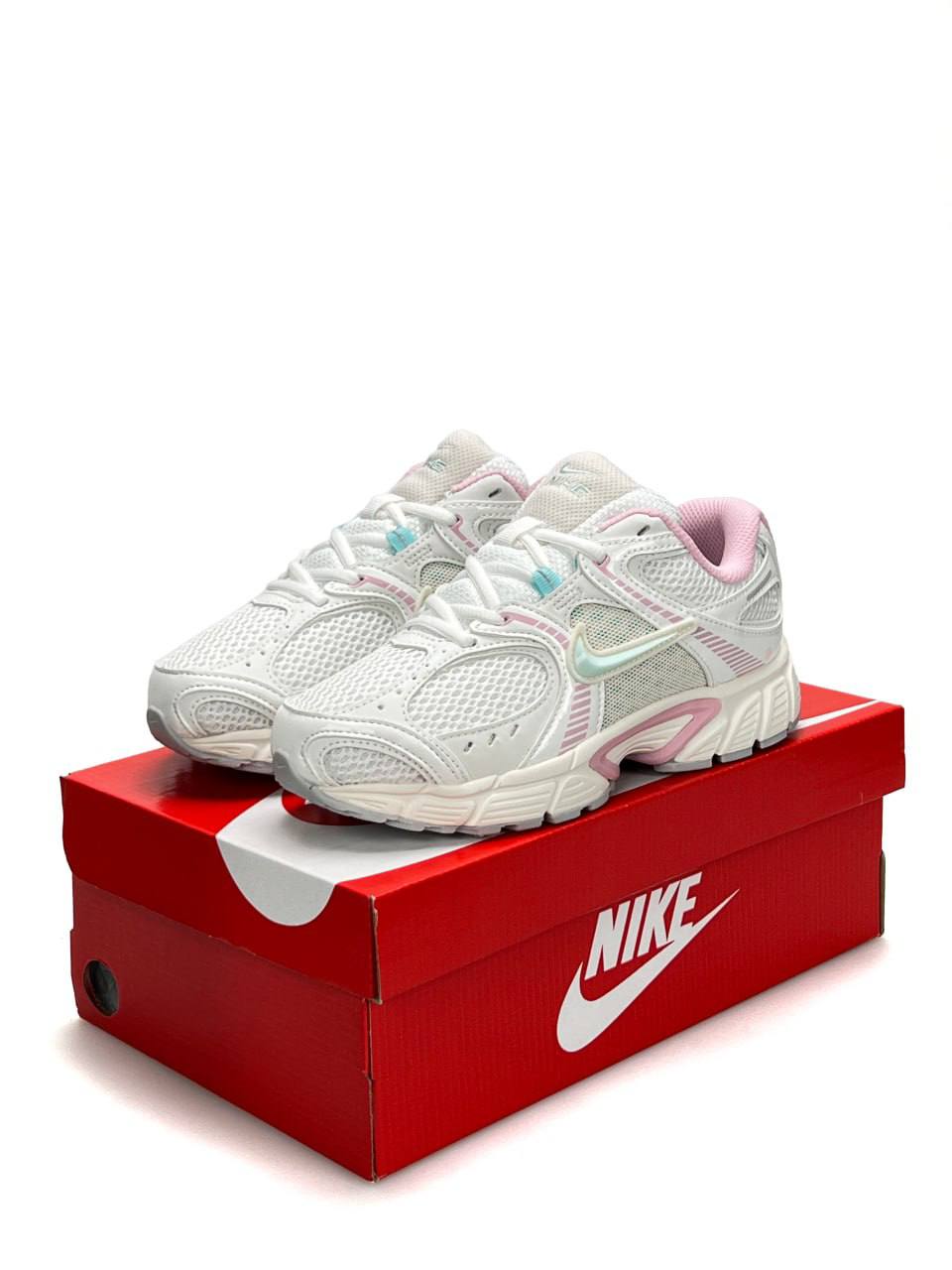 Nike V5 RNR White Pink