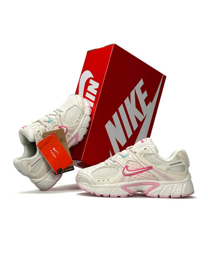Nike V5 RNR Beige Pink