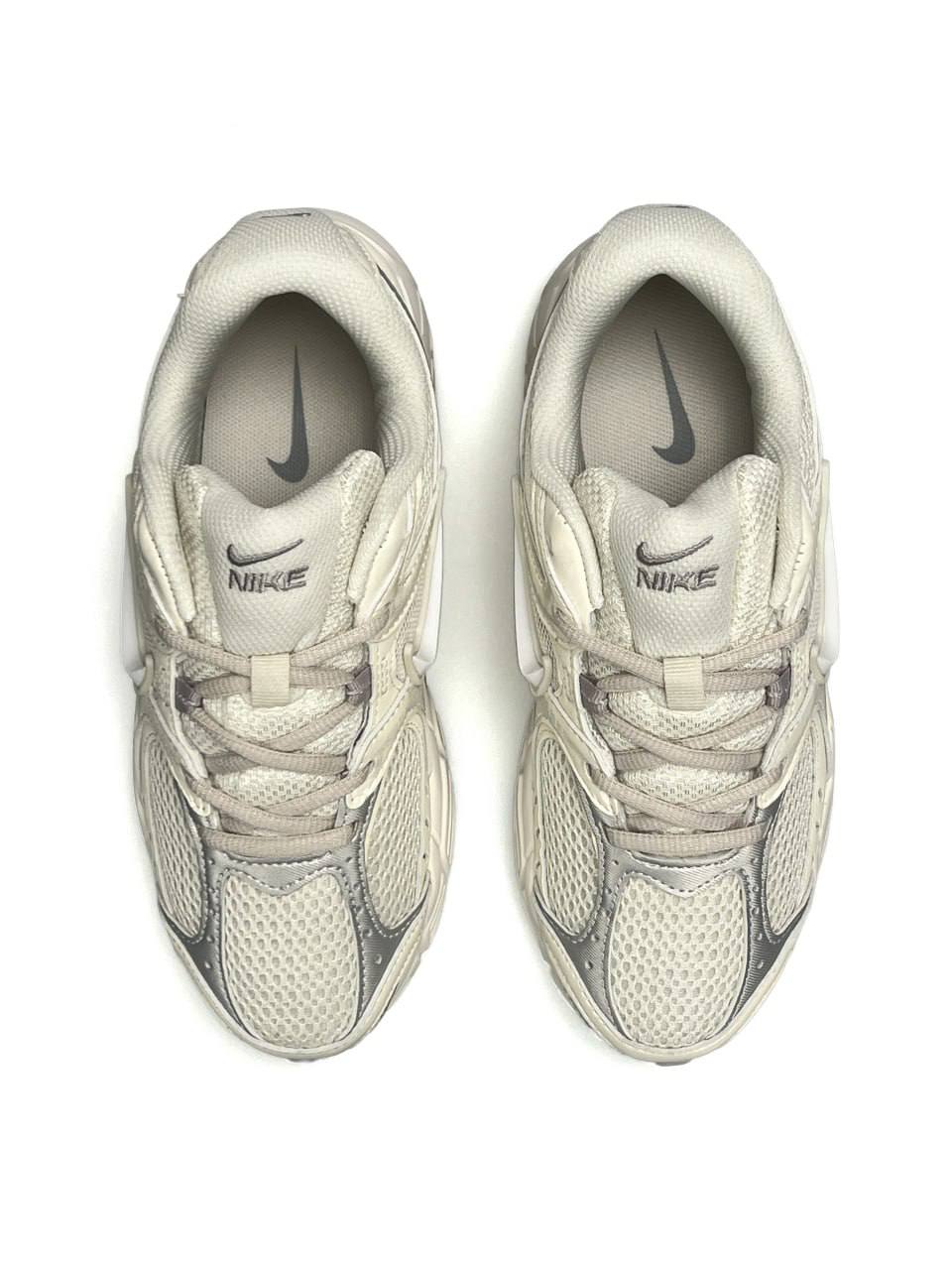 Nike V5 RNR Beige Metallic