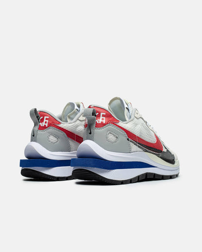 Nike Vaporwaffle Sacai Lite Bone Sail Sport Fuchsia