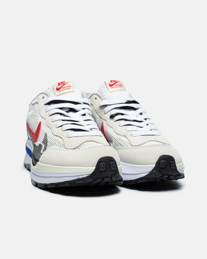 Nike Vaporwaffle Sacai Lite Bone Sail Sport Fuchsia