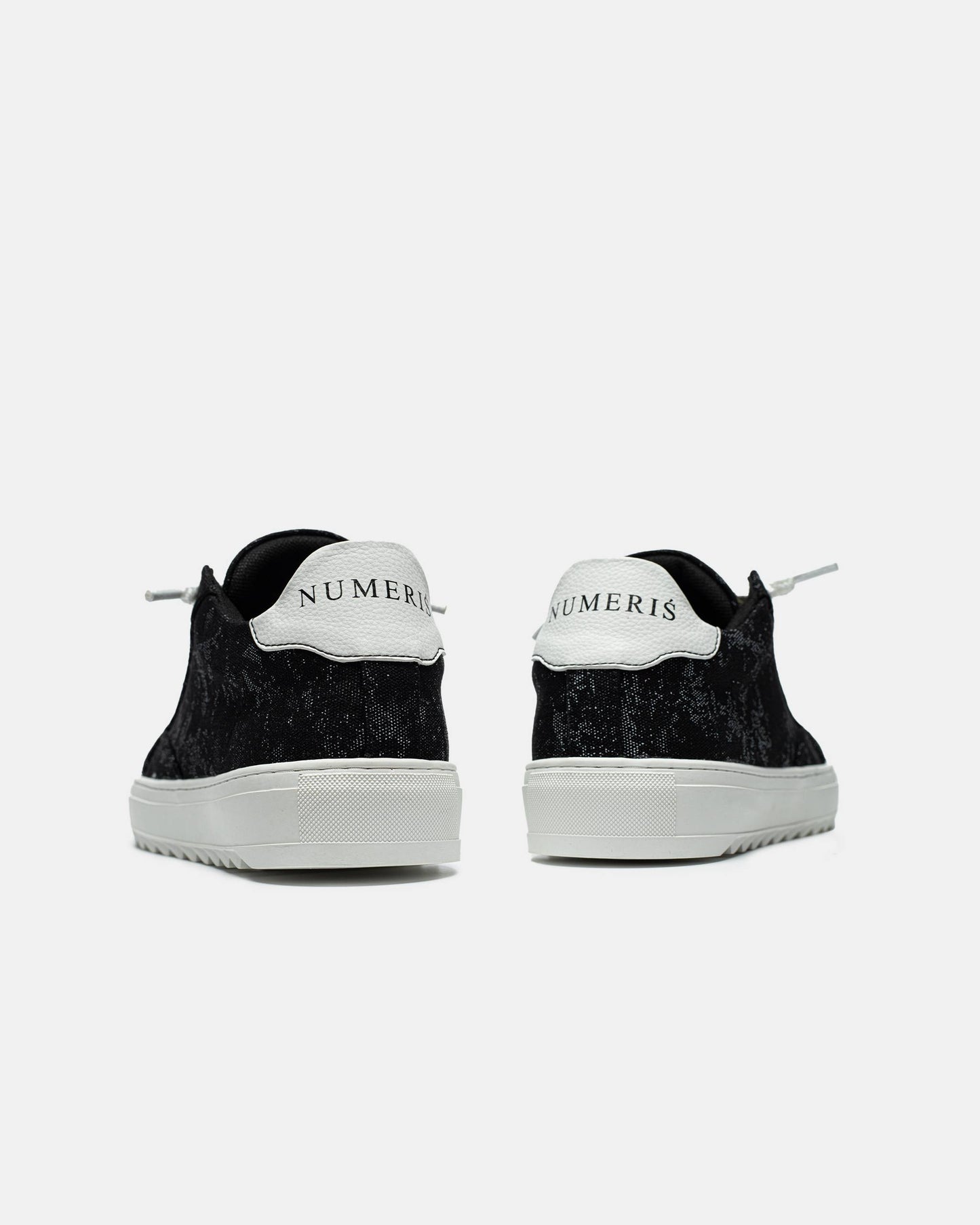 Numeris Acrylic Black