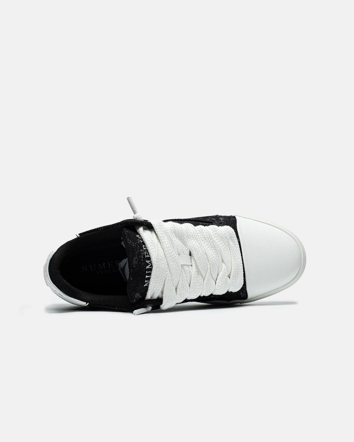 Numeris Acrylic Black