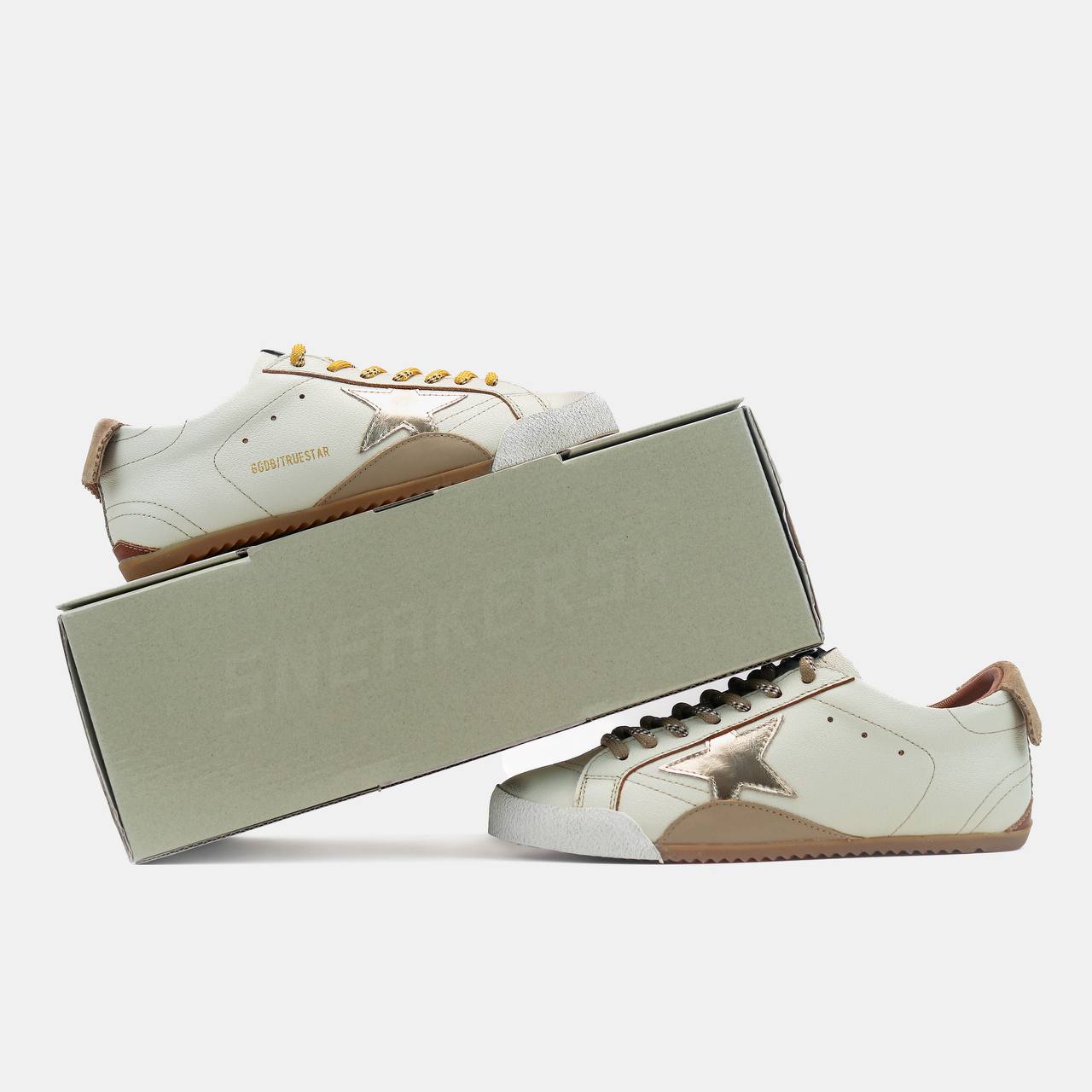 Golden Goose True Star Beige