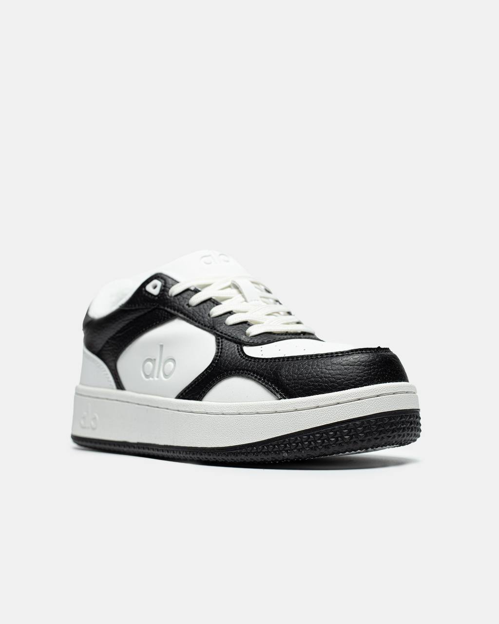 Alo Yoga Recovery Mode Sneaker Black White
