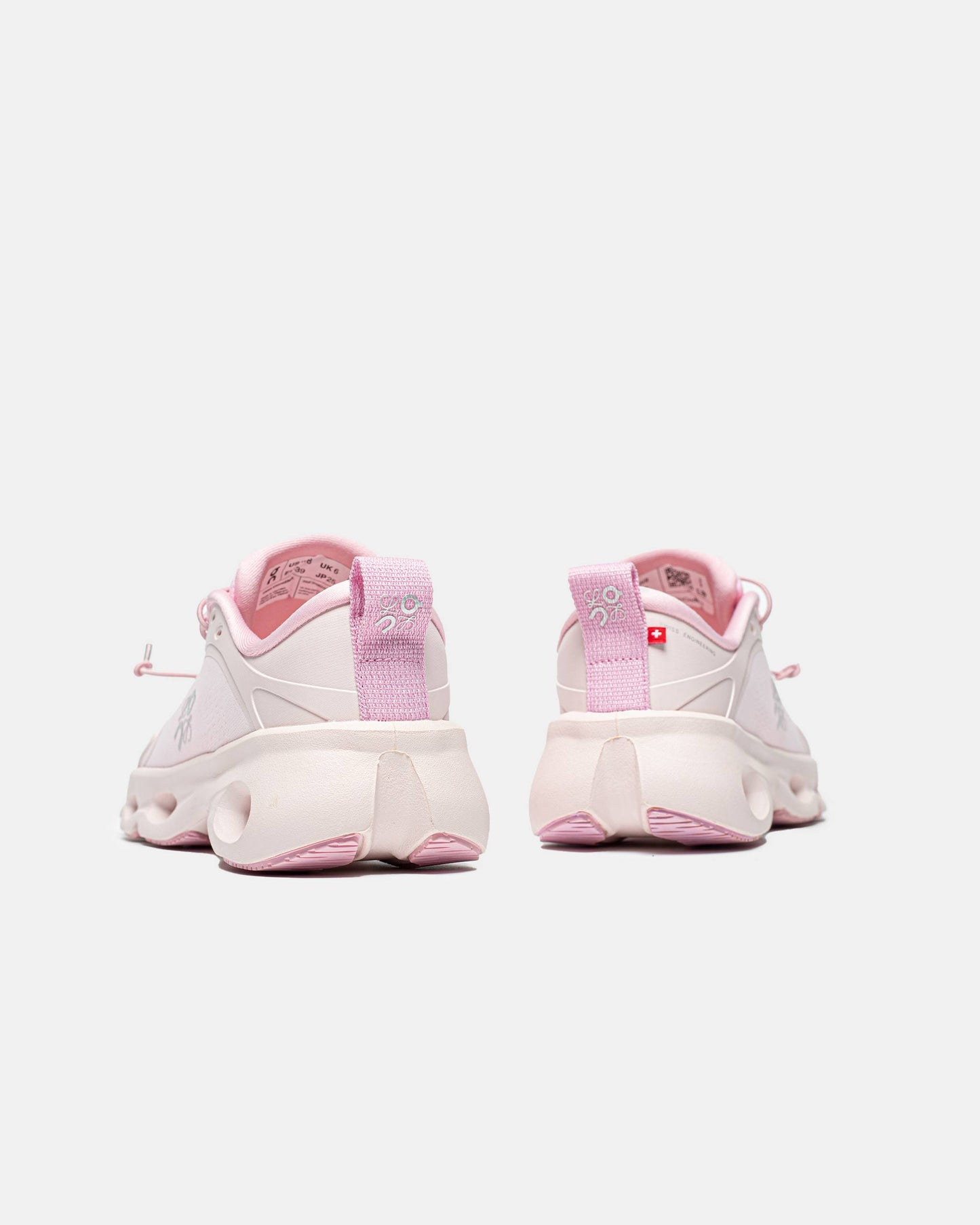 ON Cloudsolo x Loewe Pink