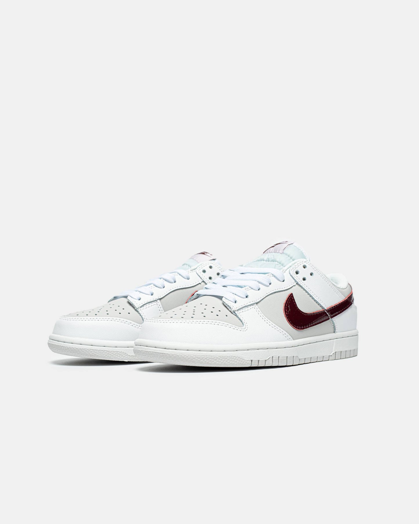 Nike SB Dunk Low Sail Burgundy Crush