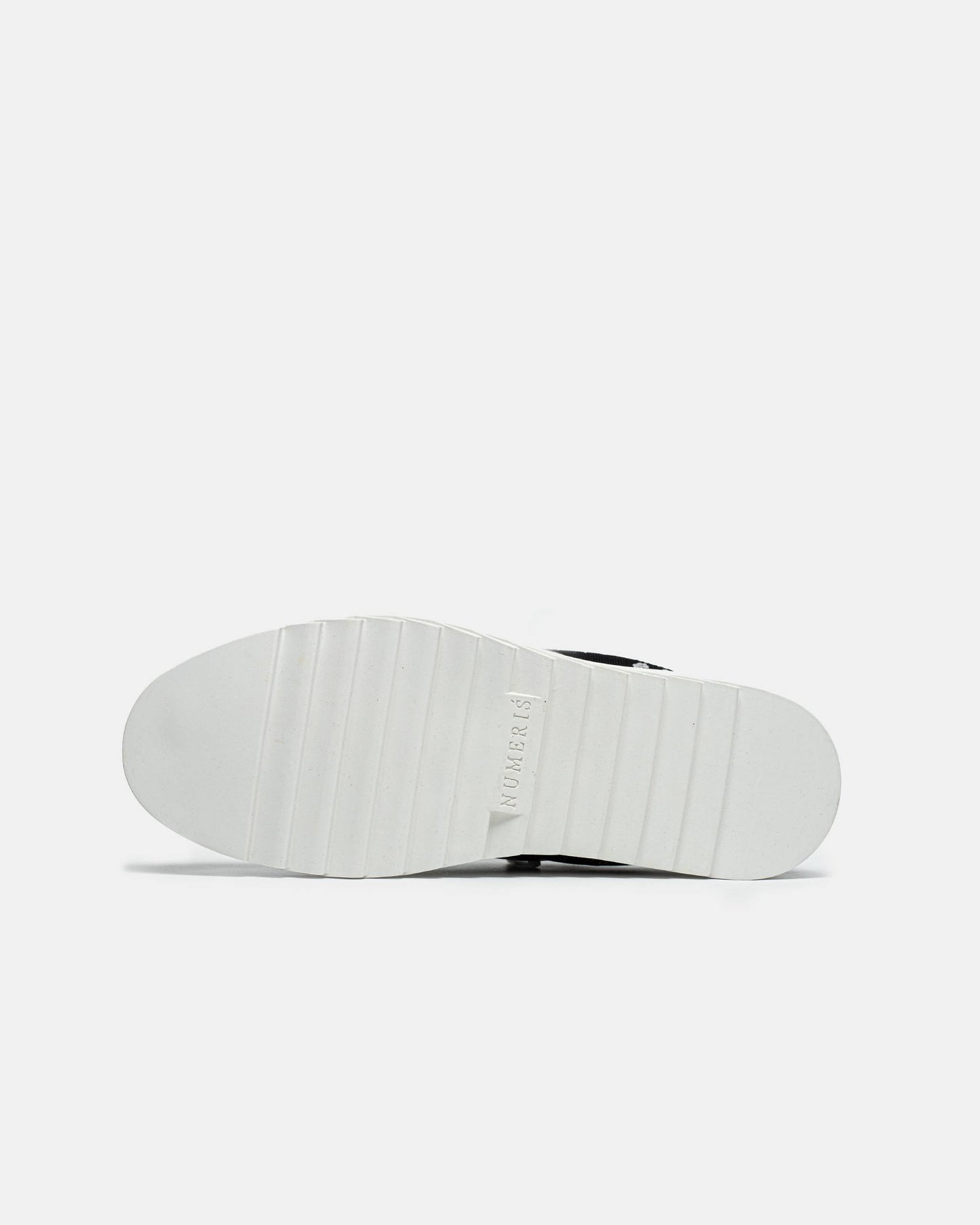Numeris Acrylic Black White