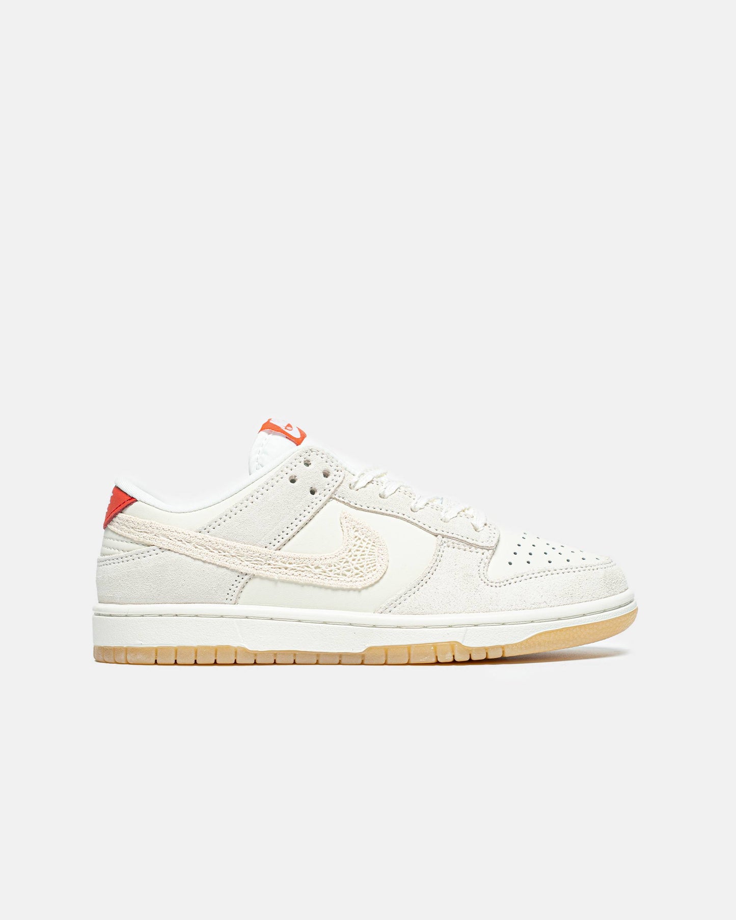 Nike SB Dunk Low Friendship Knot