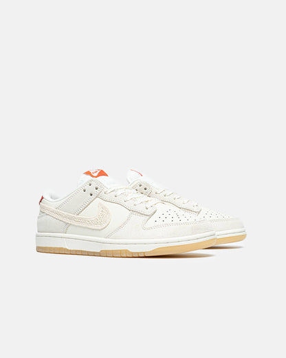 Nike SB Dunk Low Friendship Knot