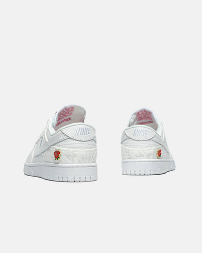 Nike SB Dunk Low Give he flowers
