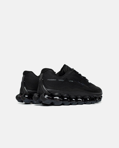 Nike Liquid Black