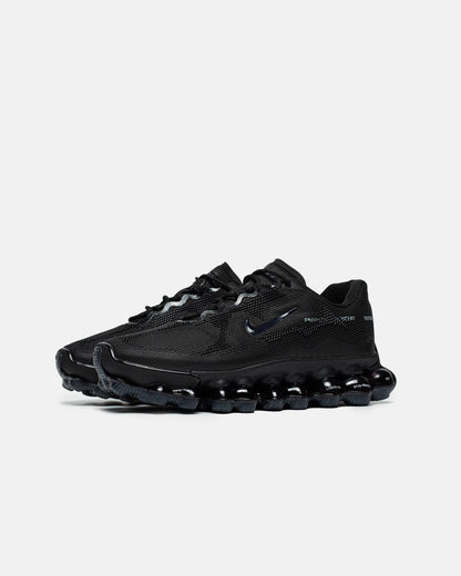 Nike Liquid Black