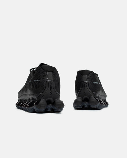 Nike Liquid Black