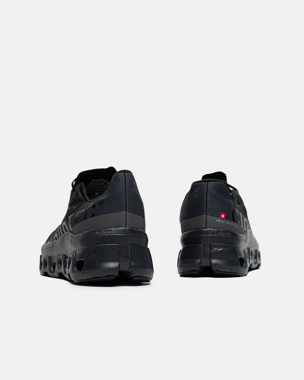 ON Cloudmonster Black