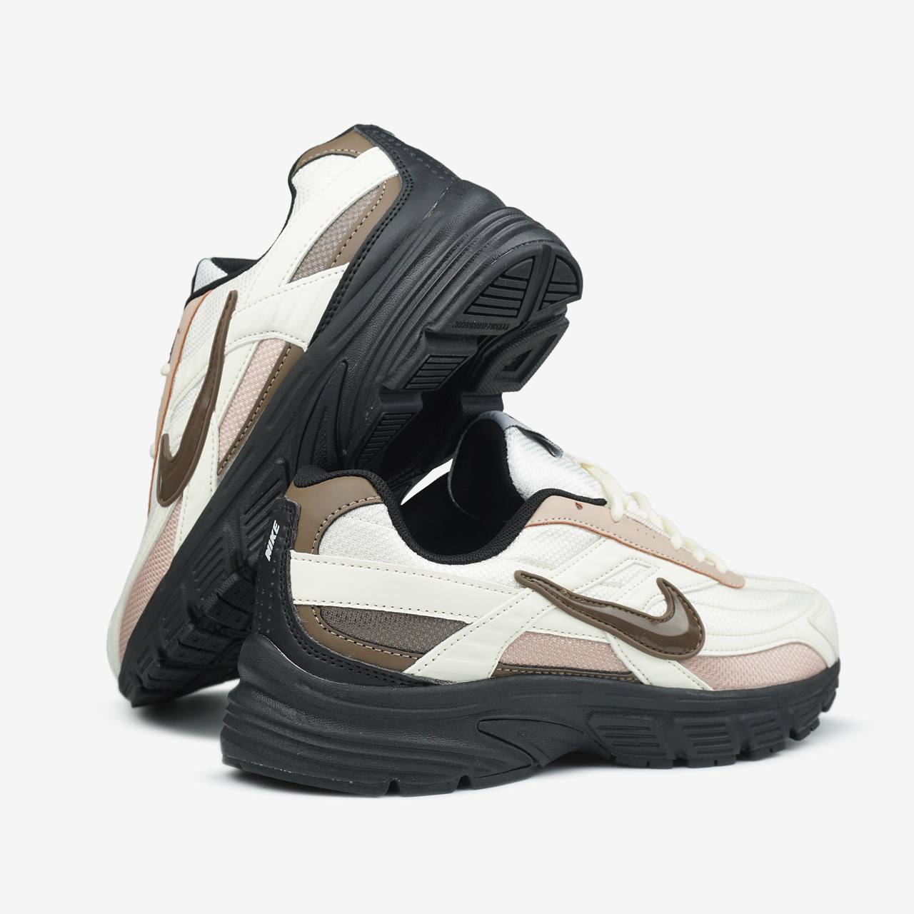Nike Initiator Beige Brown Black