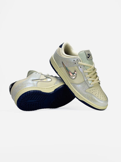 Nike SB Dunk Low Soft Pearl