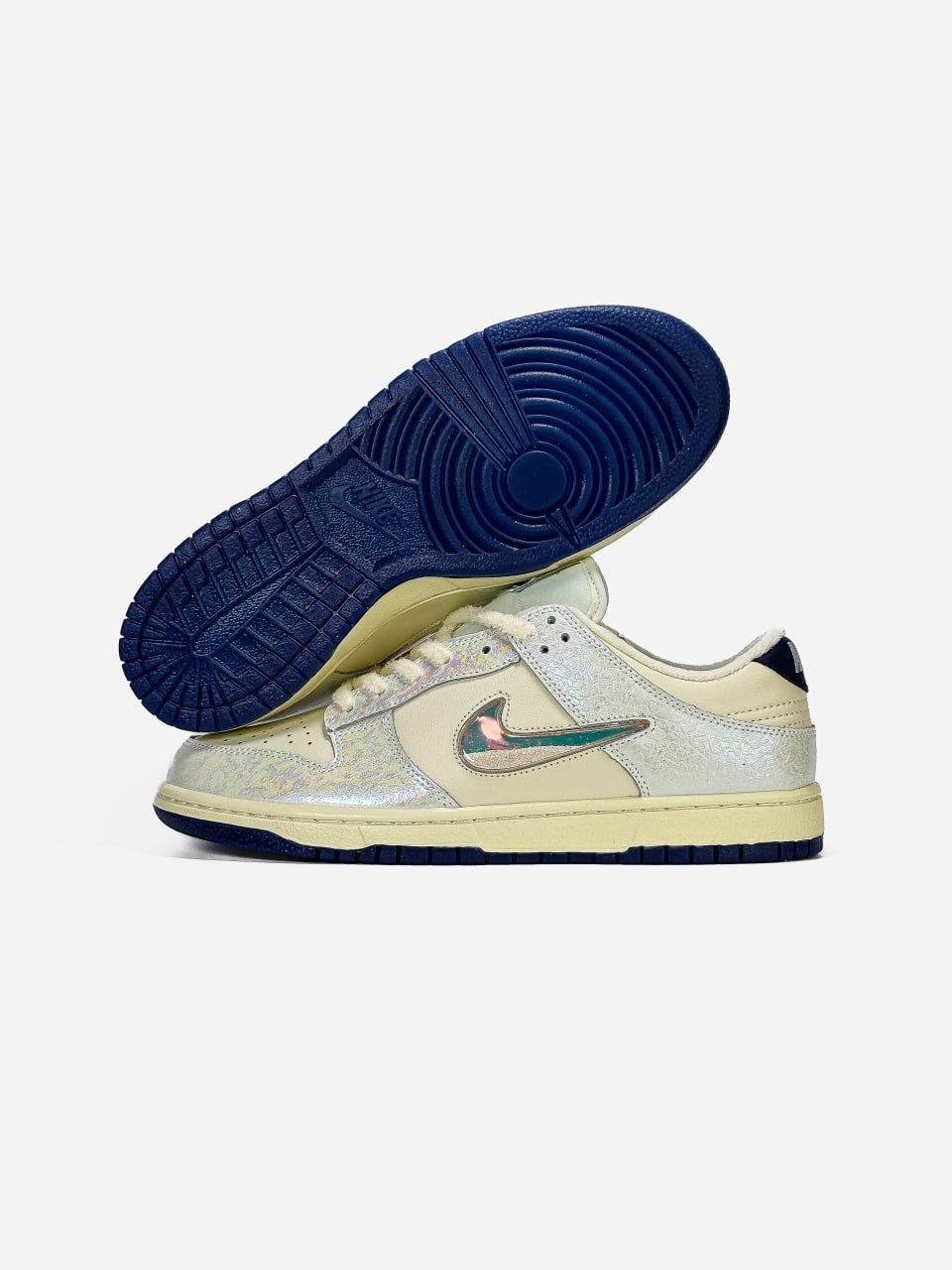 Nike SB Dunk Low Soft Pearl