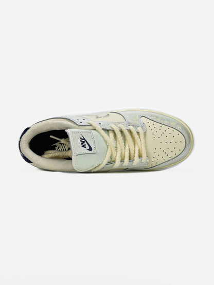 Nike SB Dunk Low Soft Pearl