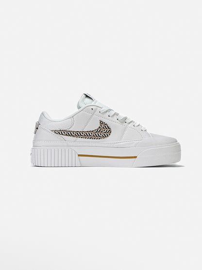 Nike Court Legacy Lift United in Victory