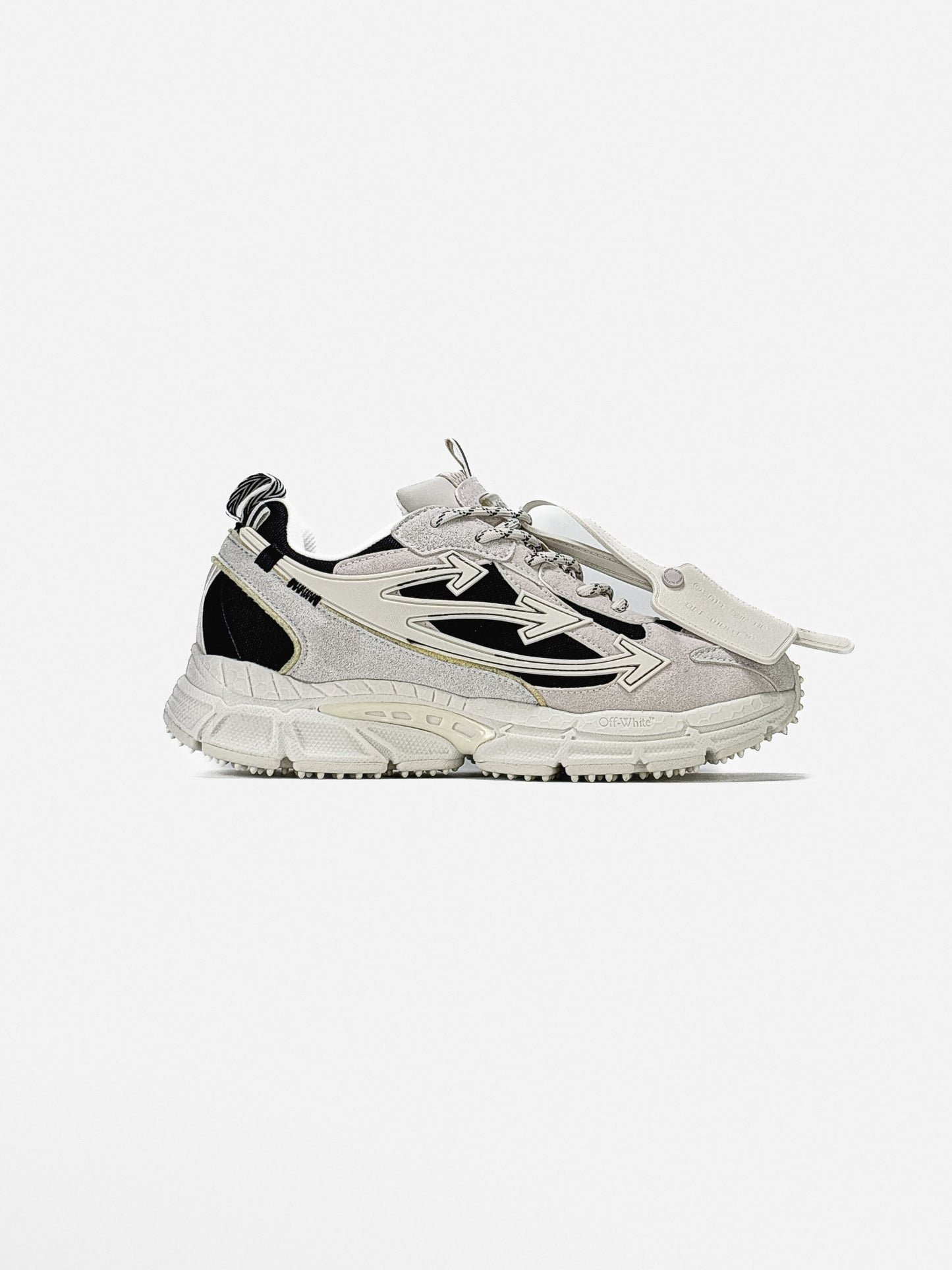 Off-White Be Right Back White Black