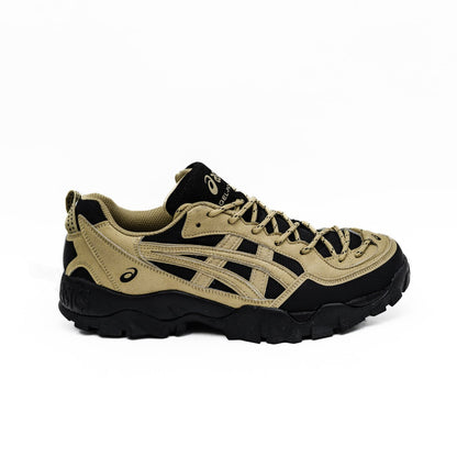Asics Gel-Pickax Beige Black