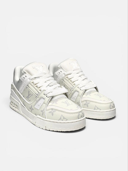 Louis Vuitton Trainer White Grey