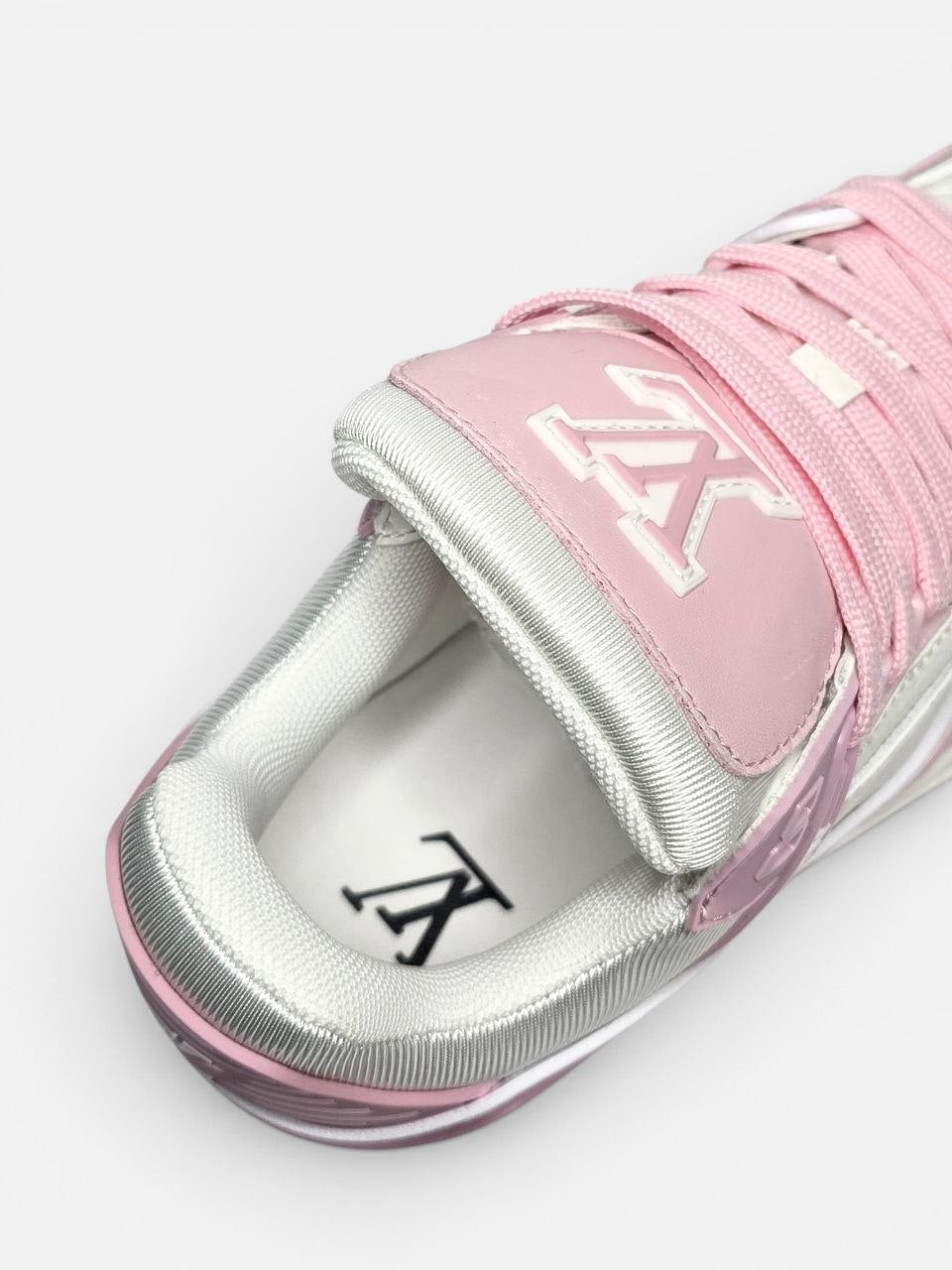 Louis Vuitton Trainer White Pink