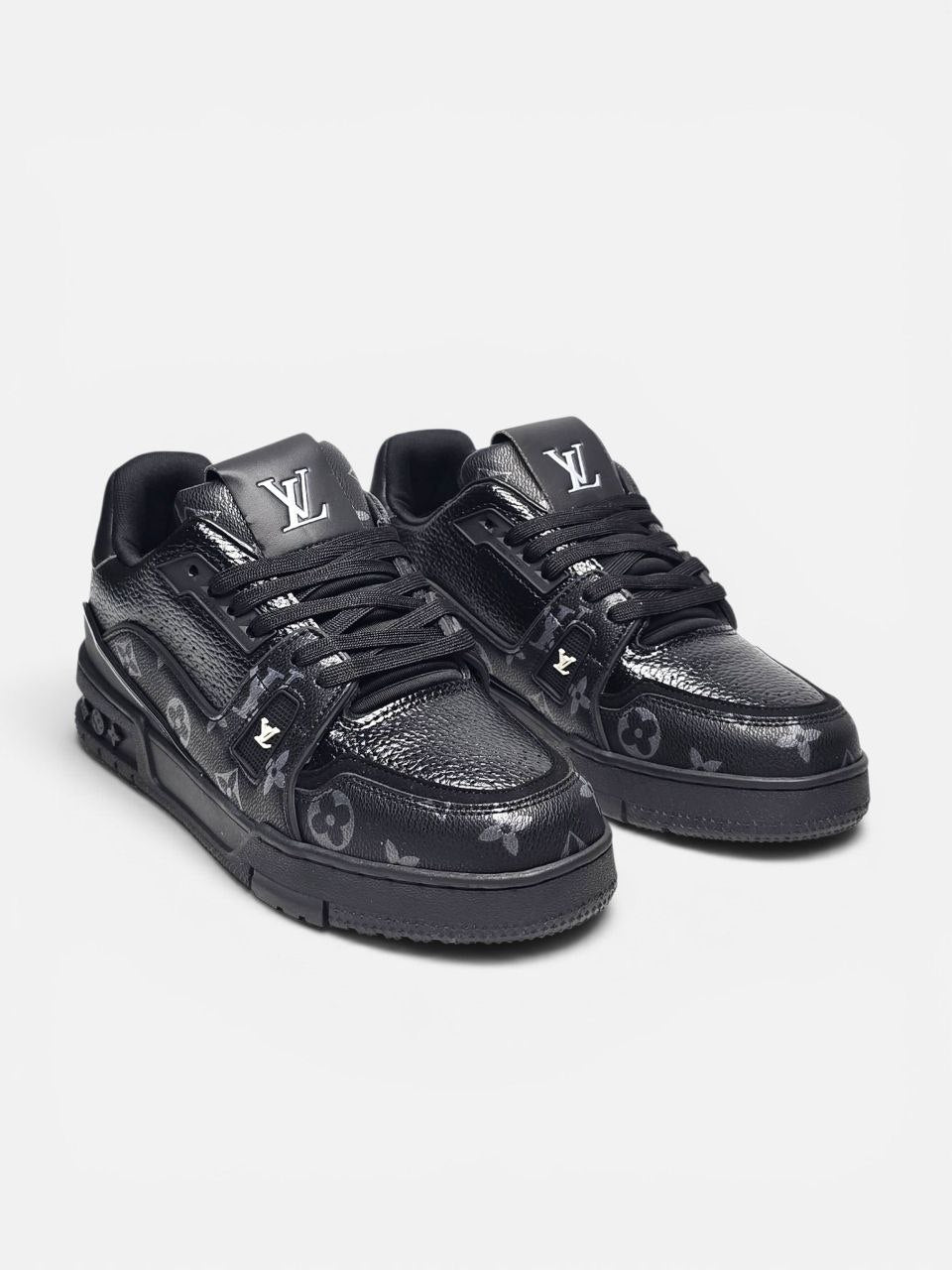 Louis Vuitton Trainer Black 2.0