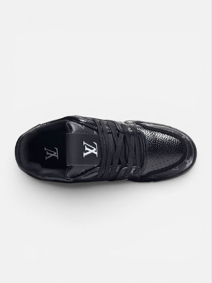 Louis Vuitton Trainer Black 2.0
