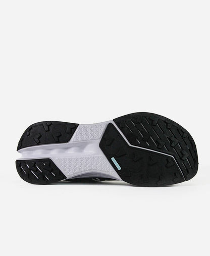 On Cloudpulse Black White
