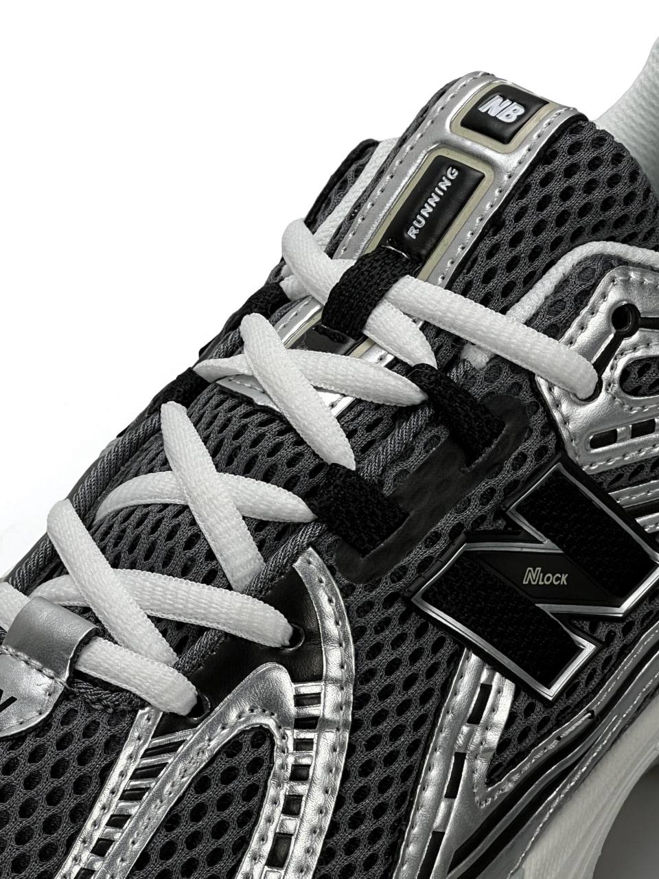 New Balance 1906R Grey Metallic