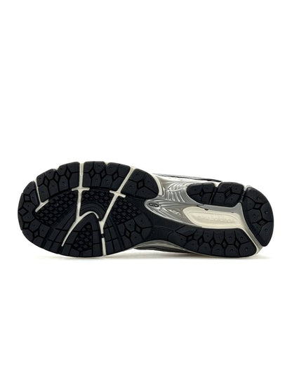New Balance 1906R White Metallic Black
