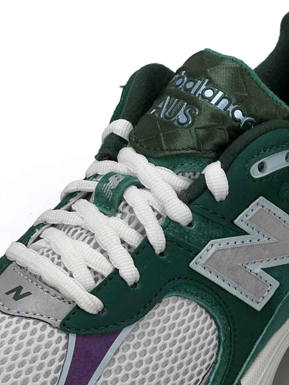 New Balance 2002R Green White