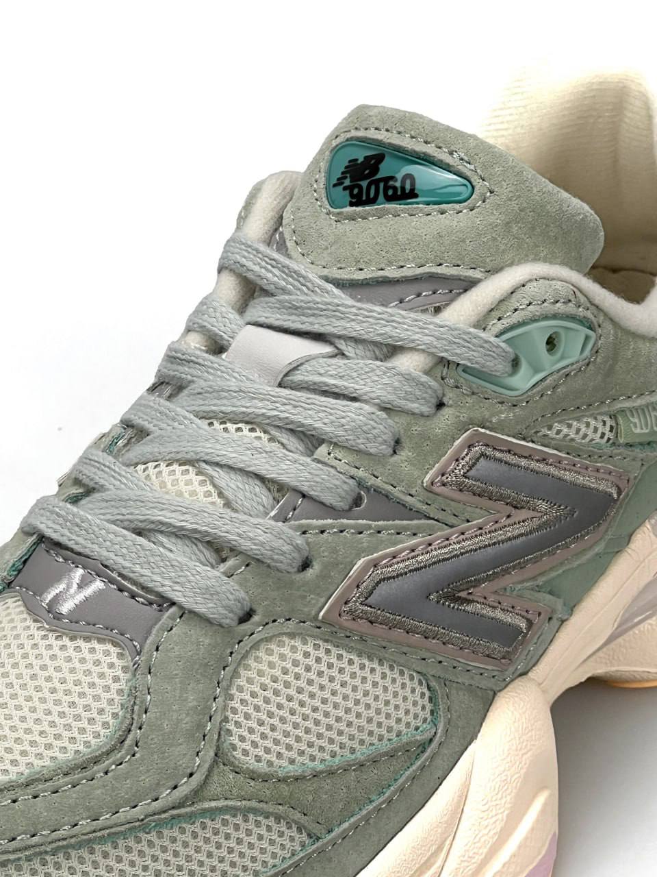 New Balance 9060 Clay Ash