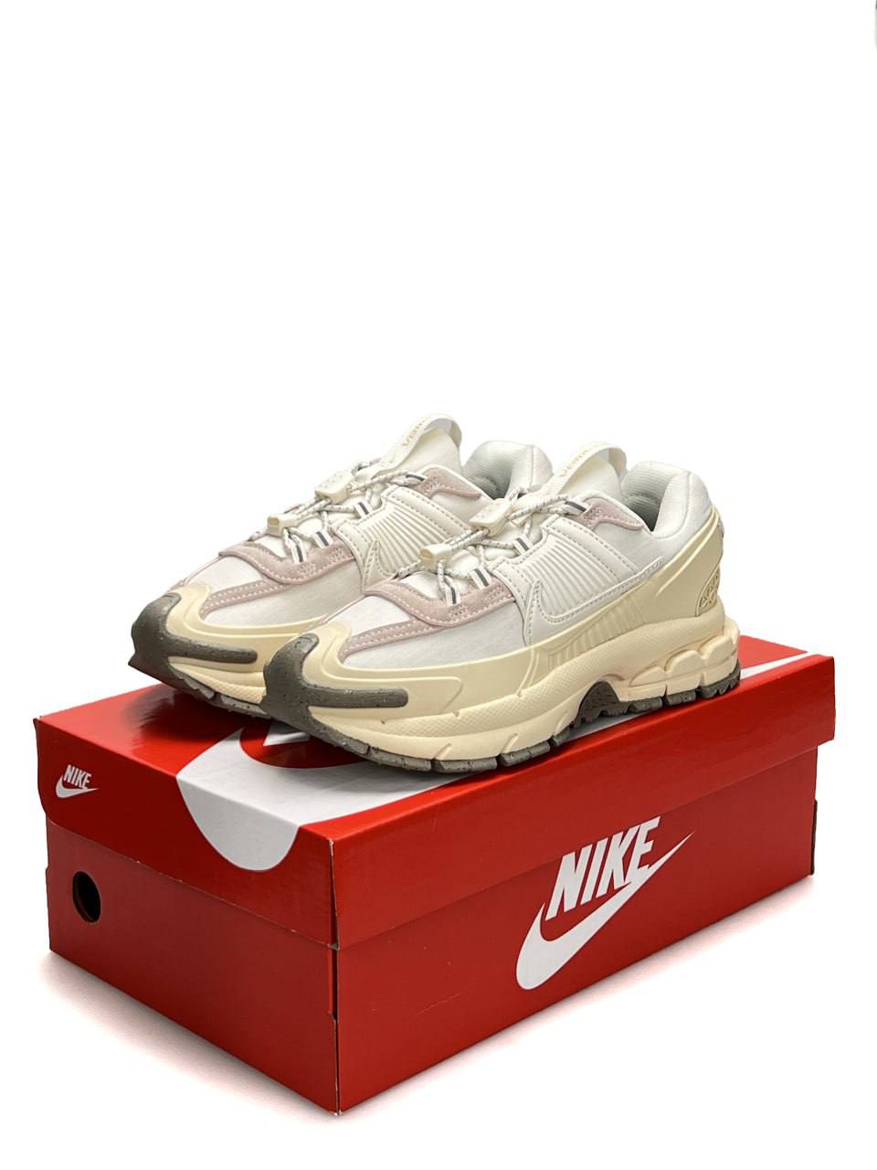 Nike Zoom Vomero Roam Beige