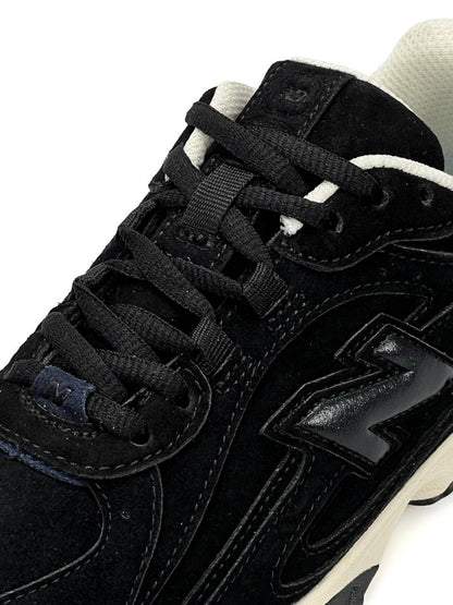New Balance 204L Black Beige