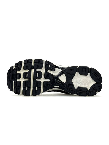 Nike Air Max Moto 2K Black White