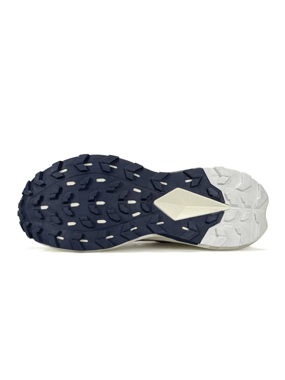 The North Face Vectiv Enduris 4 Grey Beige Navy