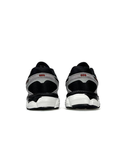 Asics Gel-Cumulus 16 Grey Black Red