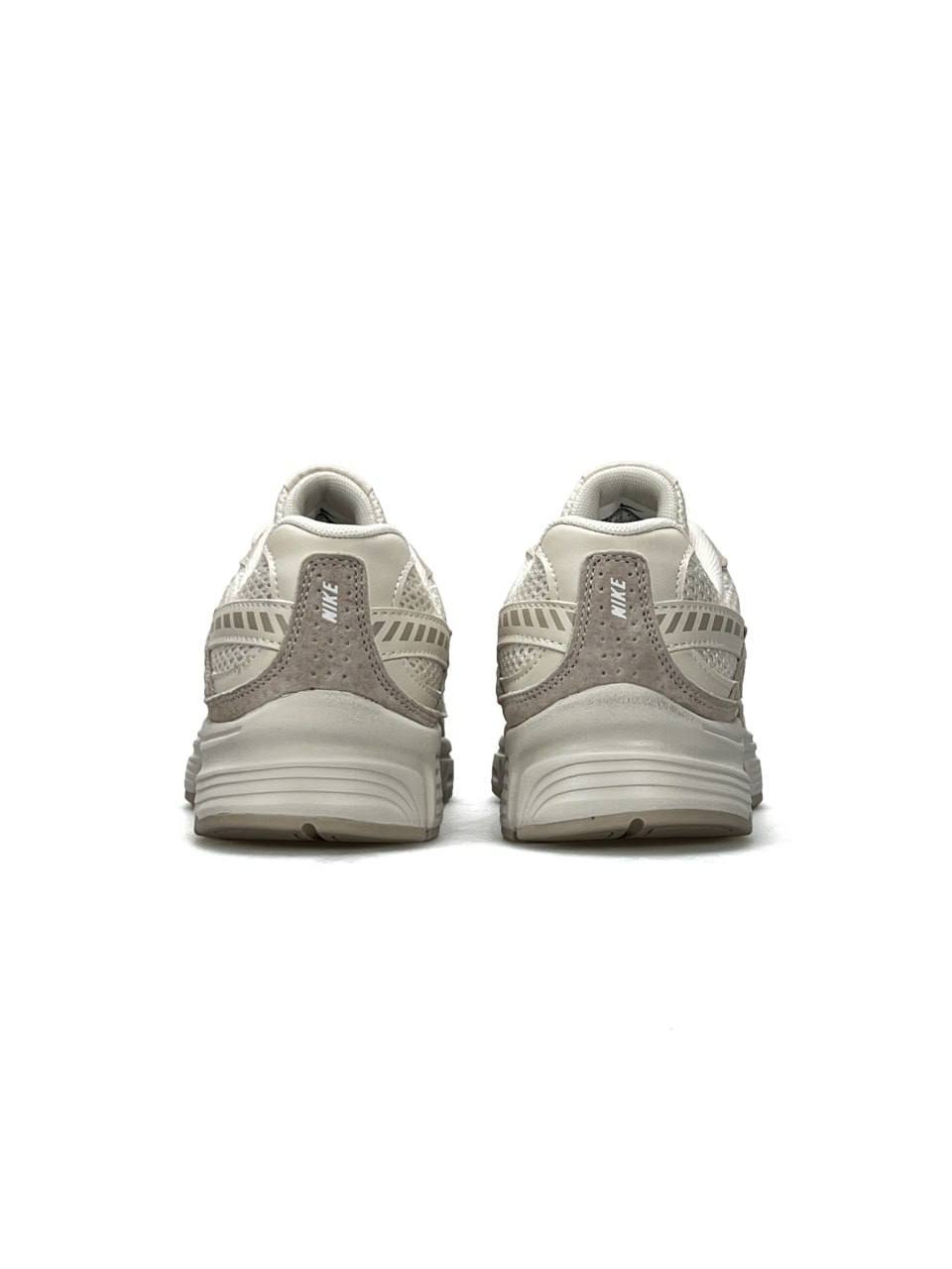 Nike Initiator Beige