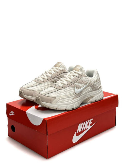Nike Initiator Beige