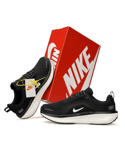 Nike Winflo 11 Black White