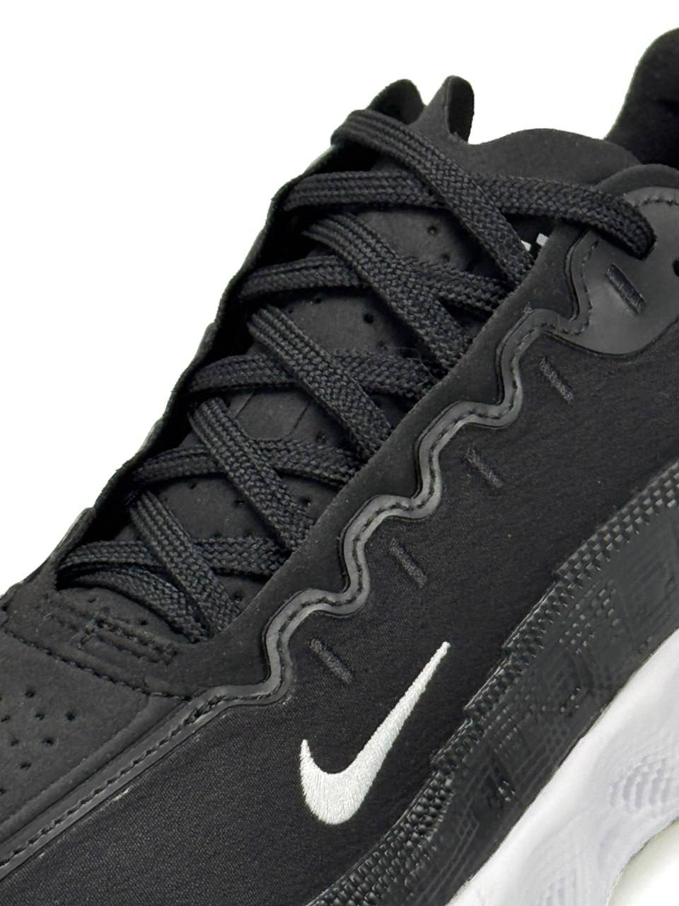 Nike Ava Rover Black White