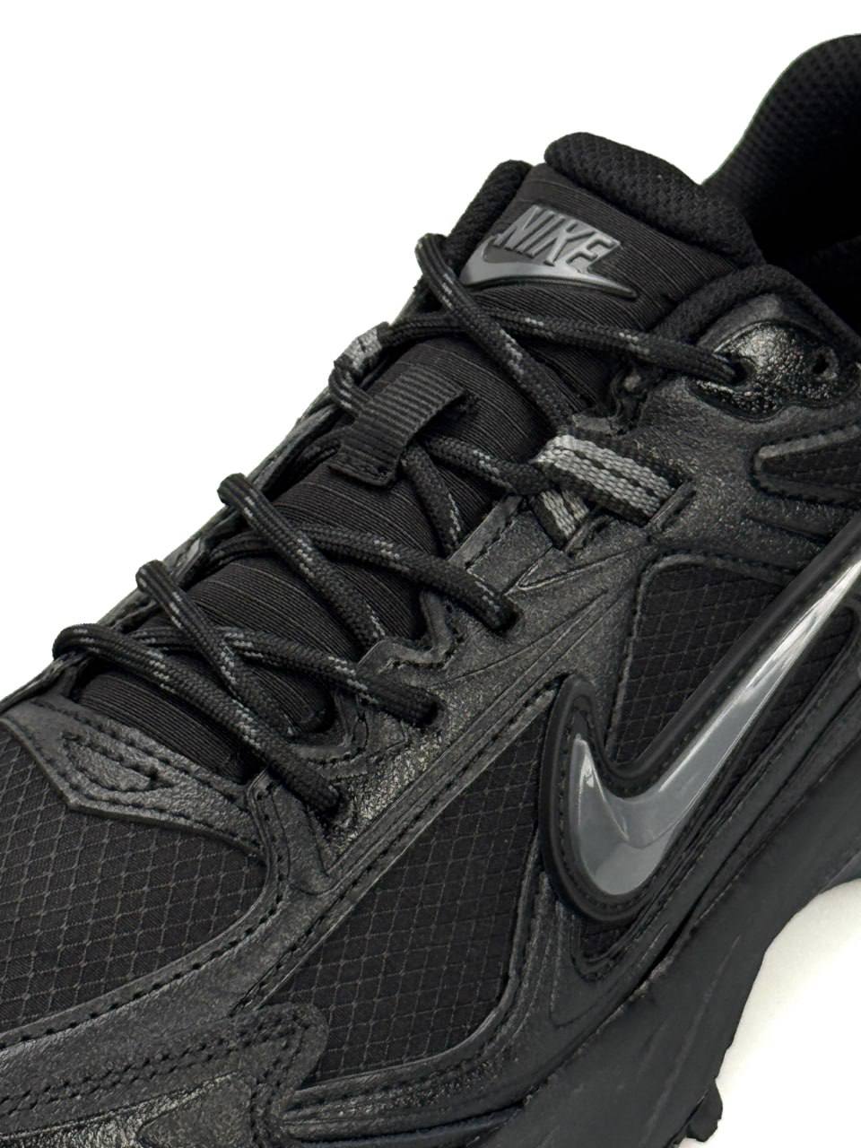 Nike Terra Cordura Black