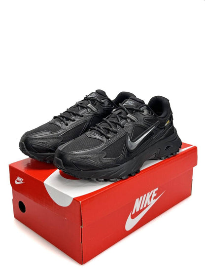 Nike Terra Cordura Black