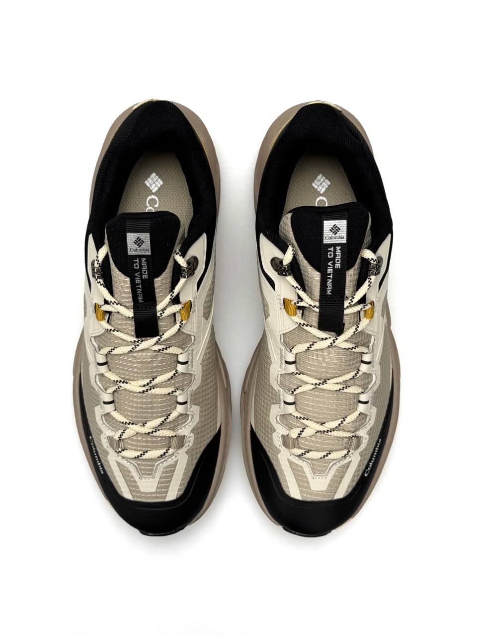 Columbia Vibram Mega Grip Beige Black