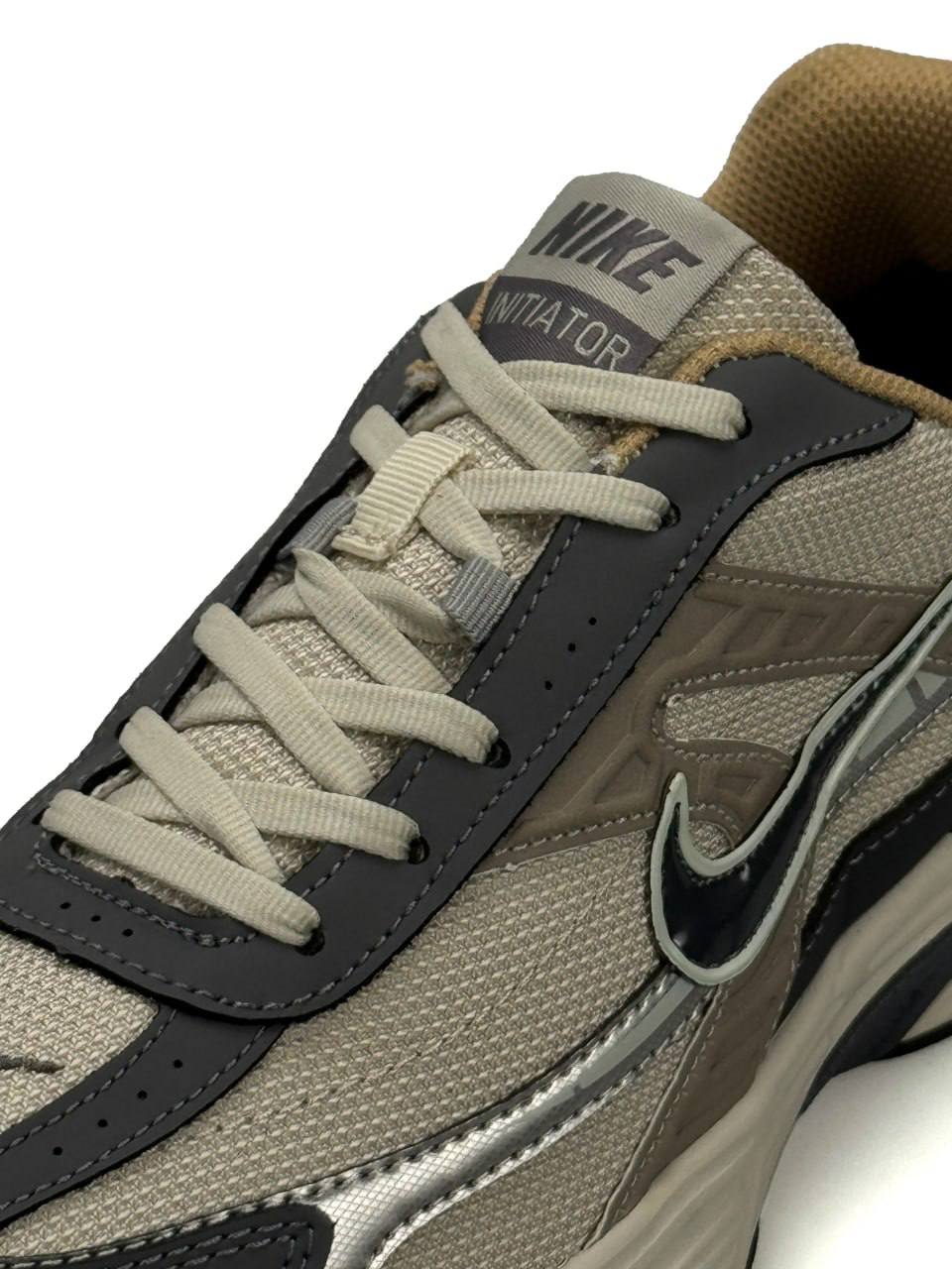 Nike Initiator Gore-Tex GTX Beige Grey
