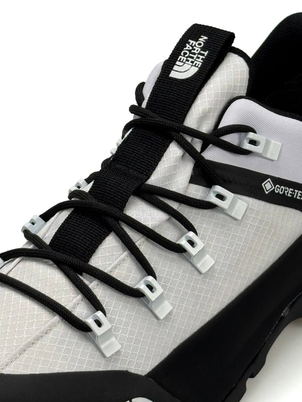 The North Face Glenclyffe Low Gore-Tex GTX White Black