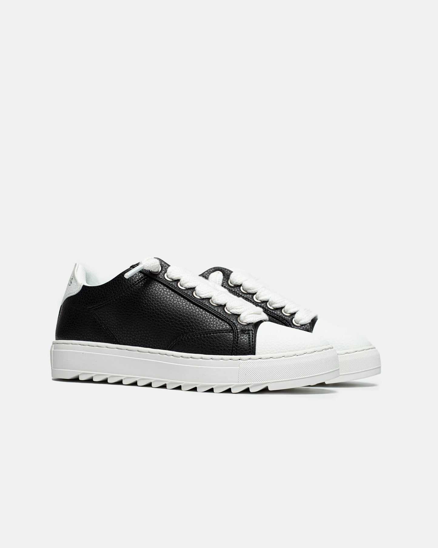 Numeris Black Lether